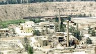 7. června 1981 v 15:55 místního času zahájil Izrael operaci Opera. Šlo o překvapivý letecký úder osmi stíhacích bombardérů F-16 v doprovodu letounů F-15. Cíl měl jediný: zničit jaderný reaktor Osirak nacházející se poblíž iráckého Bagdádu.