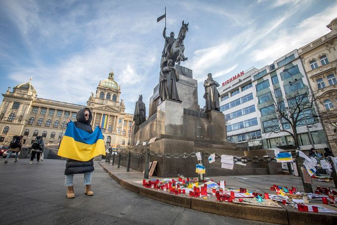 Ozvěny válečného konfliktu v Praze, jak je zachytil fotograf Hospodářských novin Honza Mudra. 2. 3. 2022