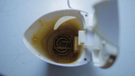 Jako nová. Návod, jak zbavit rychlovarnou konvici vodního kamene