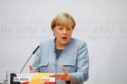 Merkelová nechce zmírnit pravidla pro odmítnuté žadatele o azyl, i když už mají v Německu práci