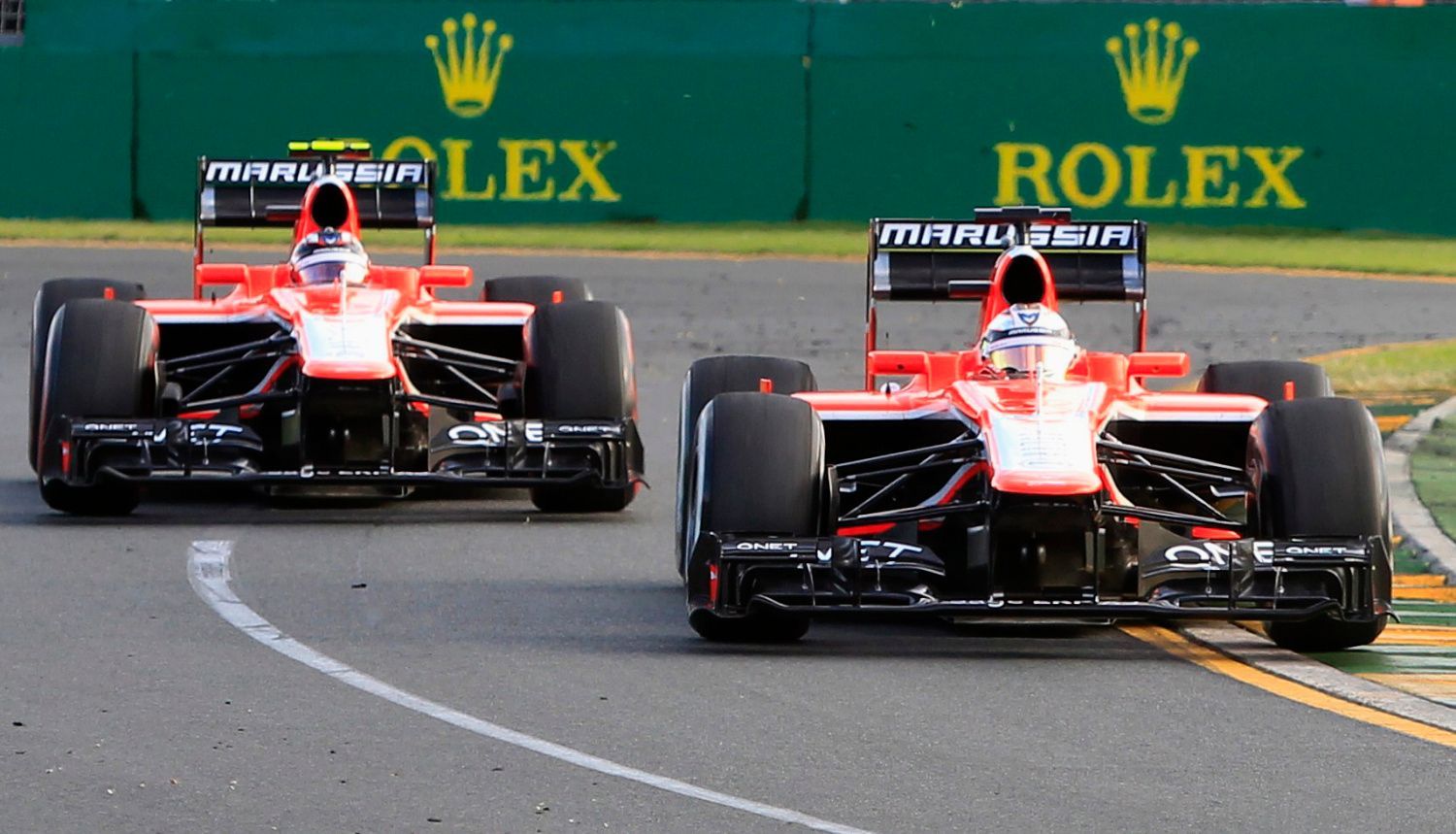 Formule 1: Jules Bianchi (vpravo) a  Max Chilton, Marussia