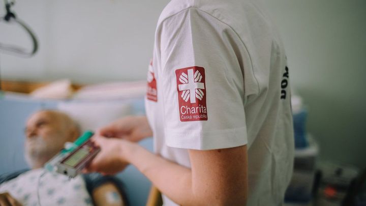 Opět rekordní štědrost. Češi poslali na charitu více, než je rozpočet ministerstva; Zdroj foto: Oblastní charita Hradec Králové