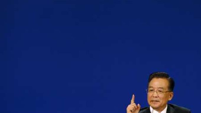 Modrá šance pro Čínu? Premiér Wen Ťia-pao na své výroční tiskové konferenci v Pekingu