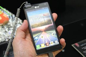 Hardwarium: LG D1L,Motorola XT390,Philips ErgoSensor,Panasonic DMC-GF5