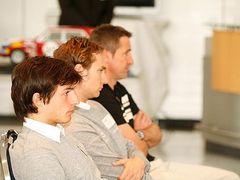 Barvy Mercedesu hájí v letošní sezoně v seriálu DTM také (zpředu) Bruno Spengler, Mathias Lauda a Bernd Schneider.