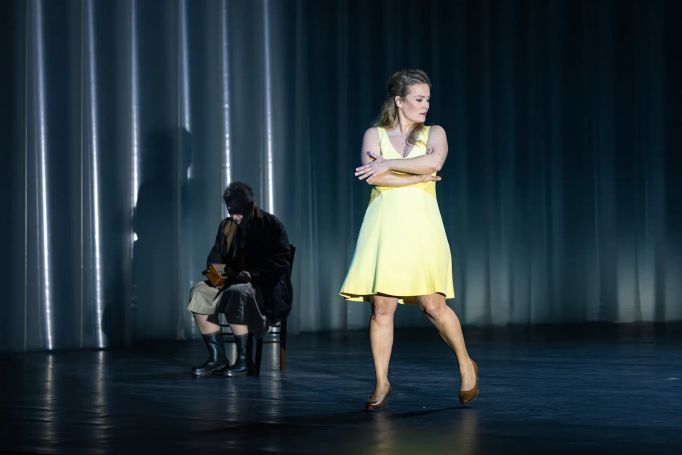 Alžběta Poláčková (Jenůfa), Eva Urbanová (Stařenka).