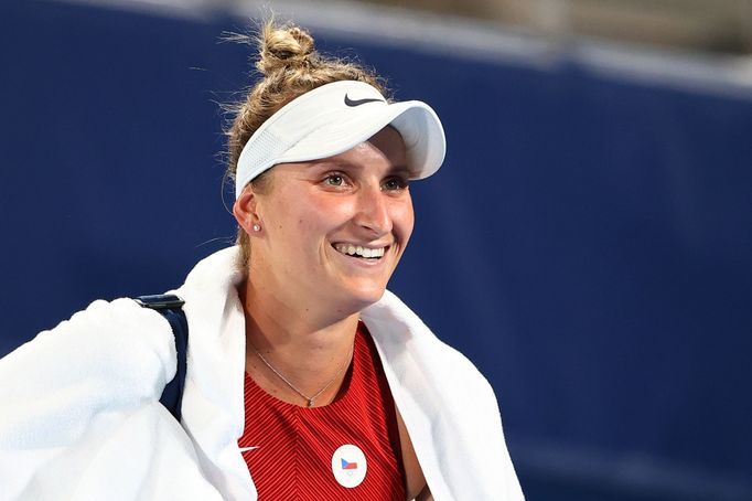 Markéta Vondroušová slaví vítězství v osmifinále s Naomi Ósakaovou na OH 2020