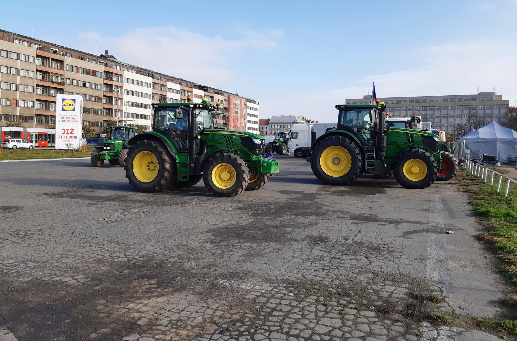 Traktory na Letné, 16.11.2019