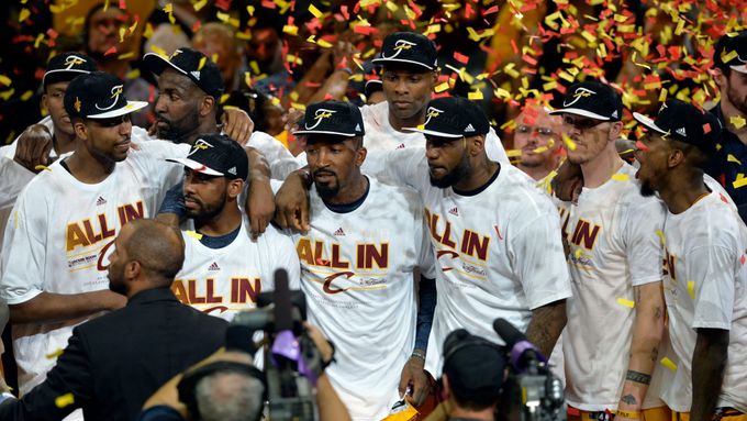 Cleveland Cavaliers slaví postup do finále NBA