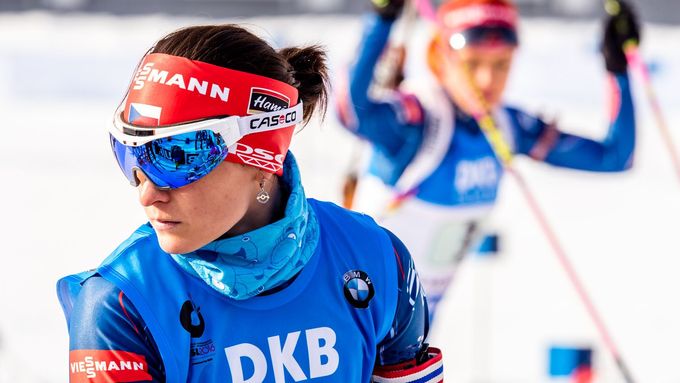 Prohlédněte si fotografie ze štafetového závodu biatlonistek na MS v Oslu, v němž české závodnice i přes tři trestná kola Lucie Charvátové obsadily šesté místo.