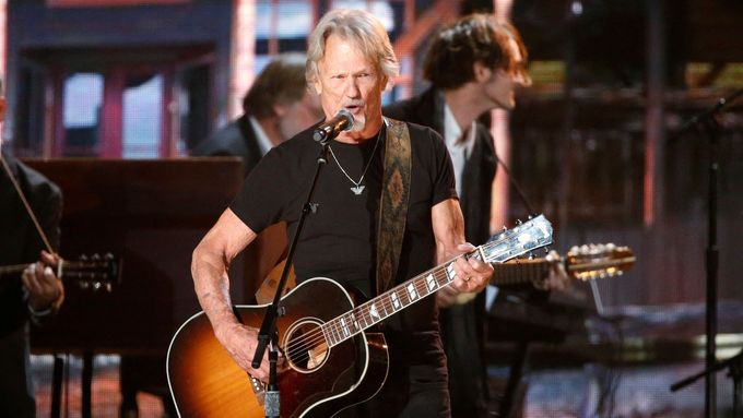 Kris Kristofferson na předávání cen Grammy v roce 2014.