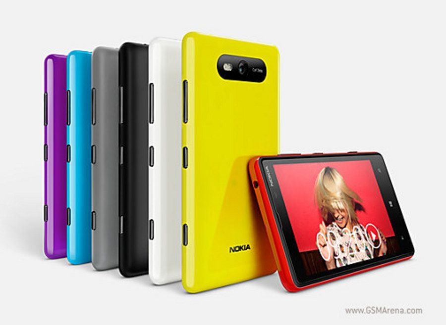 Nokia Lumia 820