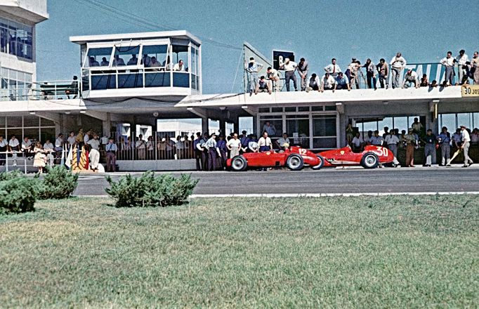 6_1957 – v GP Argentina