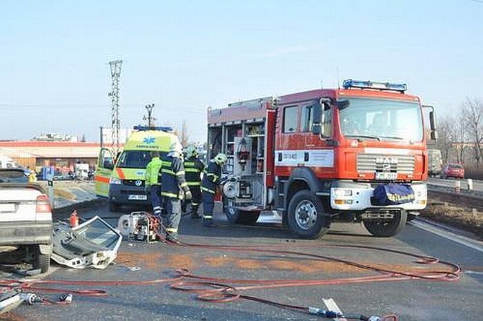 Tragická nehoda u Prostějova, zemřelo šest lidí