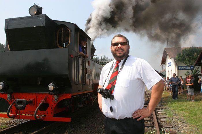 Úzkorozchodná parní železnice
