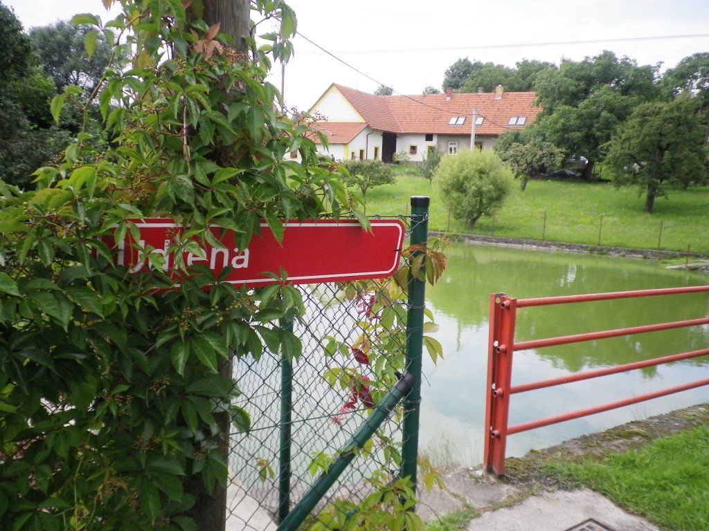 Ten druhý Xaverov aneb K Láďovi zezadu