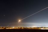 Izraelská armáda tvrdí, že systém protivzdušné obrany Železná kupole zatím sestřelil 96 procent raket.