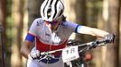 Jitka Čábelická při cyklistickém cross-country závodu horských kol v Novém Městě na Moravě