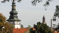 Vede kandidátku Kraje Vysočina. Dnešní tour proto začíná v Pelhřimově, městě rekordů.