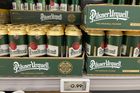 V Německu za lahev o 10 korun méně. Pro tamní pivaře je Plzeň běžné pivo, nic extra