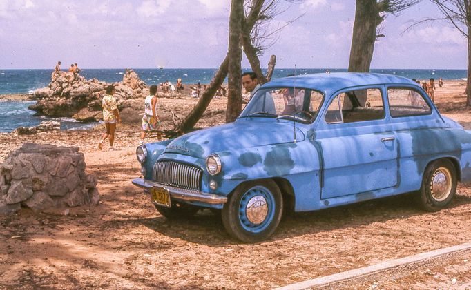 Fotografie Kuby, kterou pořídil Petr Levínský během pobytového zájezdu, jenž organizovala tehdejší Cestovní kancelář mládeže na jaře v roce 1989.