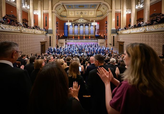 Snímek ze zahajovacího koncertu sezony České filharmonie.