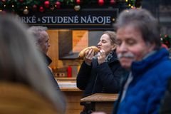 Česká nákaza děsí už i Němce. "Smrtelné nebezpečí mezi svařákem a trdelníkem"