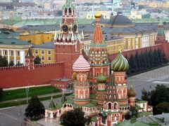 Moskva je jedním z nejdražších měst světa. Platy ruských ústavních činitelů to ovšem příliš nezohledňují