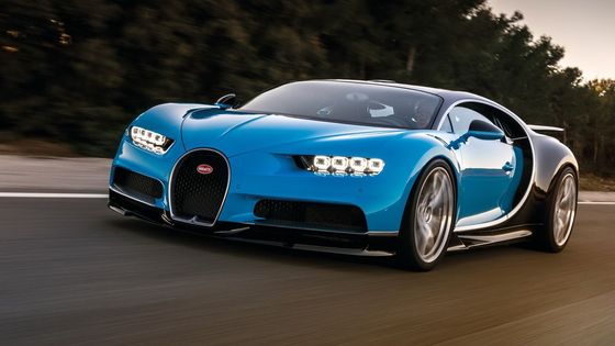 Nové Bugatti Chiron za 65 milionů korun má 1500 koní. Aspiruje na nejrychlejší auto světa