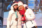 A to stříbrnou rychlobruslařku Martinu Sáblíkovou a dvojnásobnou olympijskou šampionku na lyžích i snowboardu Ester Ledeckou.