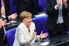 Počtvrté kancléřkou. Merkelová složila slib, ve volbě ale nezískala hlasy všech poslanců koalice