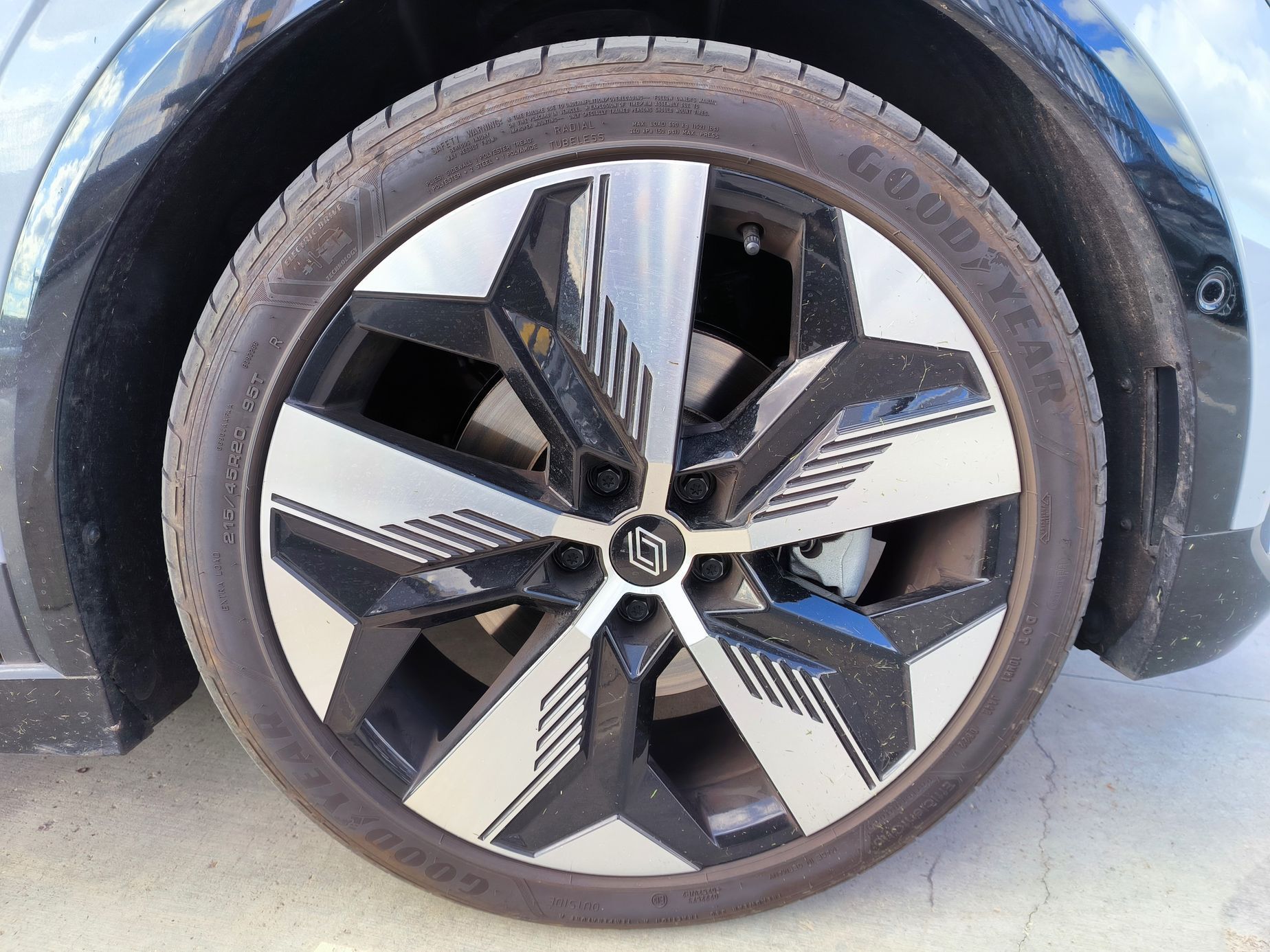 Renault Megane E-Tech 2023