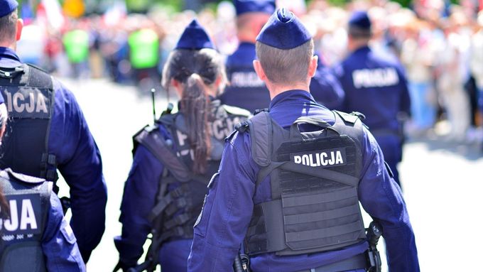 Polská Agentura vnitřní bezpečnosti zatím nezveřejnila žádné bližší podrobnosti, ale podle Gazety Wyborczej průběžně prověřuje i další osoby a možné související případy. Ilustrační foto.