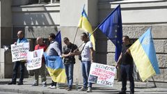 Otevírání zastupitelského centra Doněcké lidové republiky v Ostravě, protest