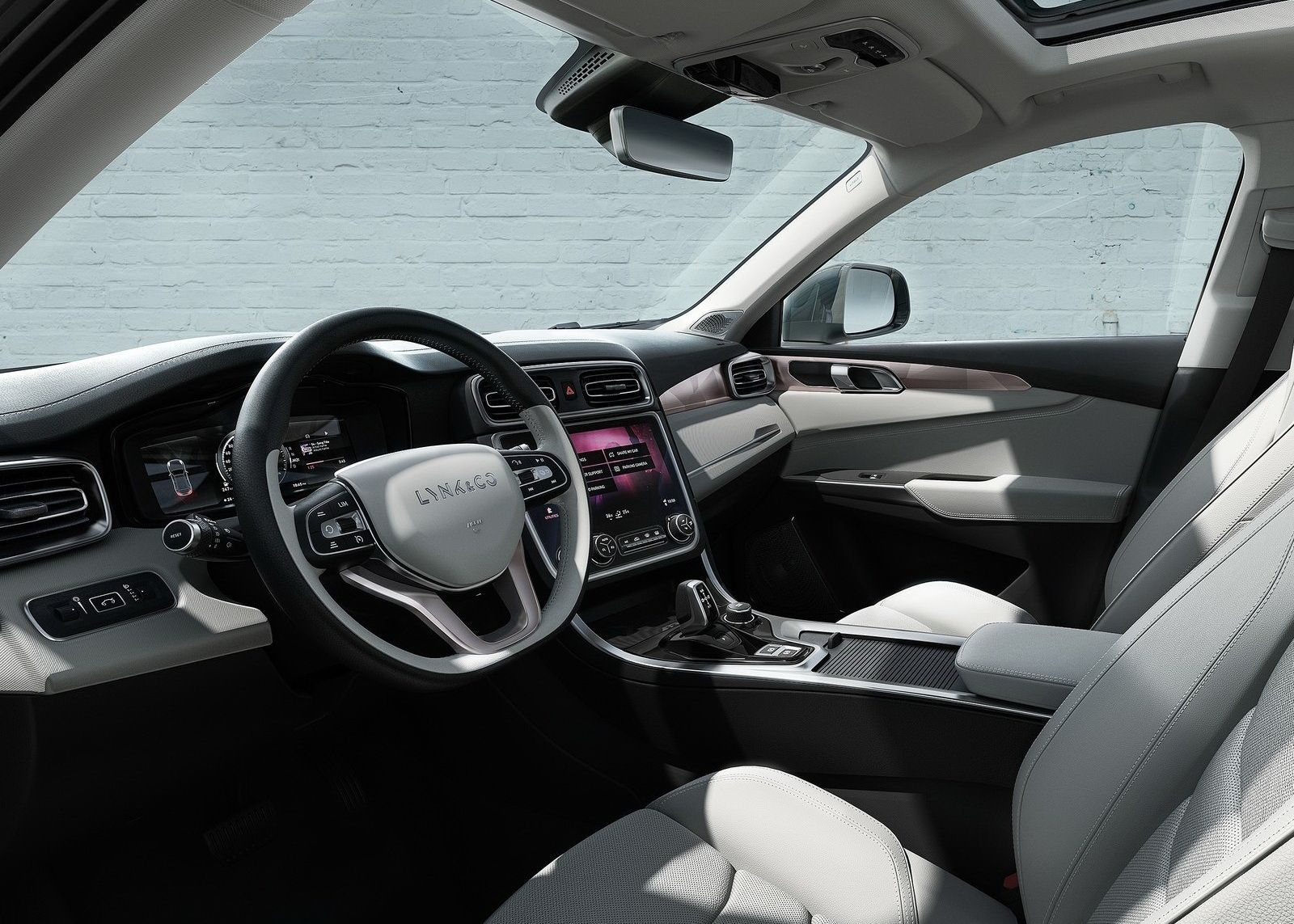 Lynk & Co 01