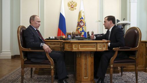 Prezident Putin s premiérem Medveděvem.