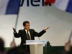 Nicolas Sarkozy je polarizující osobnost. Ve druhém kole by se proti němu mohli spojit příznivci všech ostatních kandidátů