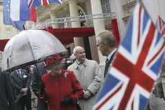 Královna Alžběta II. na Slovensku. Sledujte online