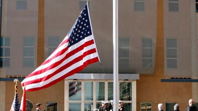 Inaugurace nové americké ambasády v Iráku