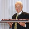Stoiber s modelem Transrapidu