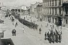 Pochod účastníků zájezdu Sokola, Užhorod, rok 1921.