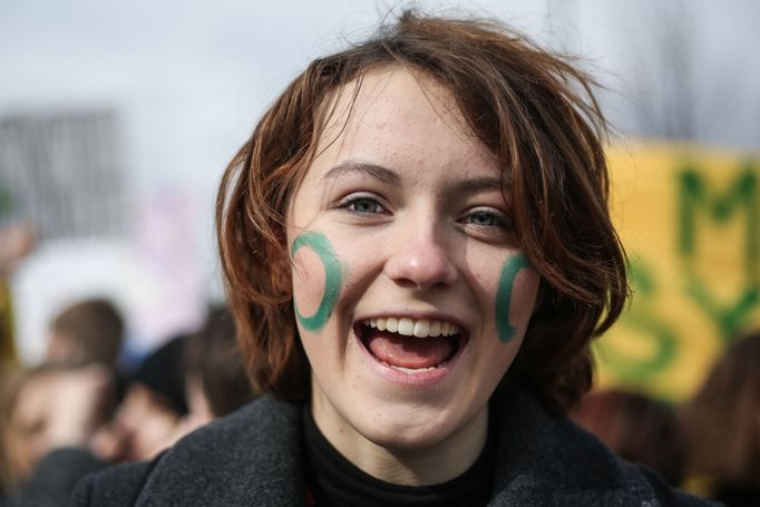 Mary Hofmannová.  Díky tomu, že je nás tady tolik, tak můžeme dokázat, že to má cenu, že s tím můžeme něco dělat.