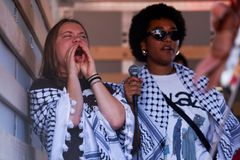 Z Itálie míří do Gazy humanitární loď, je na ní aktivistka Greta i europoslankyně