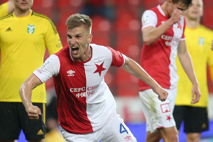 24. kolo HET ligy, Slavia - Karviná: Jakub Jugas slaví gól na 3:1