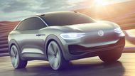 Volkswagen I.D. Crozz - Čtyřdveřové kupé-SUV, to je koncept od Volkswaenu. Stejně jako u jeho koncernových sourozenců by mělo jít o elektromobil schopný ujet až 500 kilometrů. Dobití baterií z rychlonabíječky přitom zabere 30 minut do 80 procent kapacity. Maximální rychlost vozu má být 180 km/h.