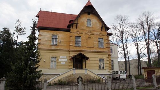 Speciální ústav pro zločince-školáky v Boleticích u Děčína.