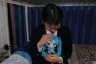 Japonec utratil přes 400 tisíc za svatbu s hologramem 16leté zpěvačky