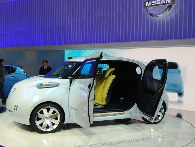 Elektromobily v Paříži