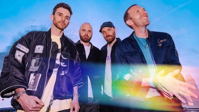 Kapelu Coldplay tvoří zleva Guy Berryman, Will Champion, Jonny Buckland a Chris Martin.