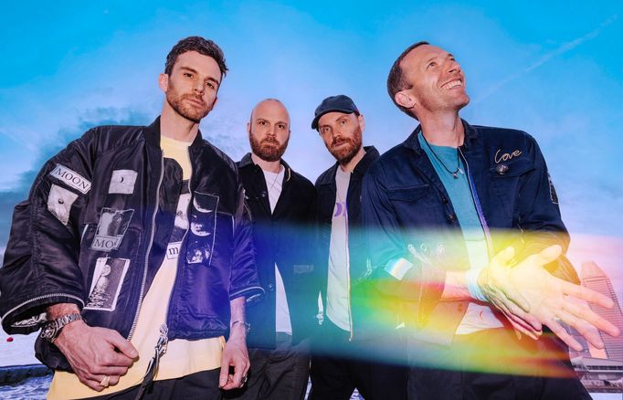 Kapelu Coldplay tvoří zleva Guy Berryman, Will Champion, Jonny Buckland a Chris Martin.